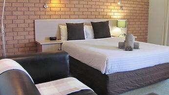 Bristol Hill Motor Inn