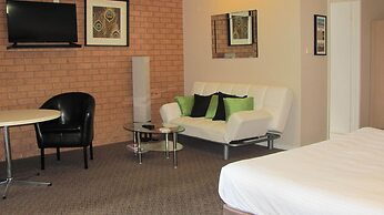 Bristol Hill Motor Inn