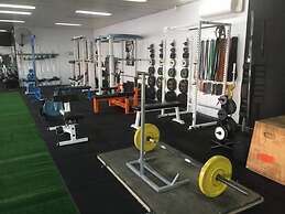 Bristol Hill Motor Inn