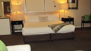 Bristol Hill Motor Inn