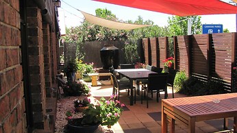 Bristol Hill Motor Inn