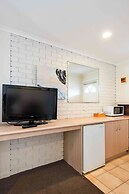 Bristol Hill Motor Inn