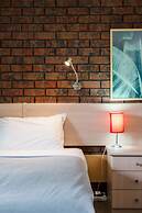 Bristol Hill Motor Inn