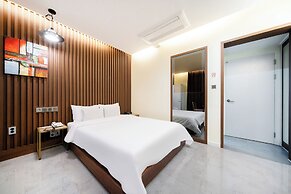 Suncheon Hound Hotel