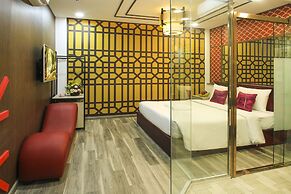 Eros Hotel - Love Hotel