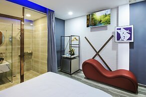 Eros Hotel - Love Hotel