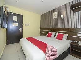 OYO 89944 Stay Inn