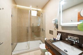 Grand Bellagio Batumi Convention & Casino Hotel