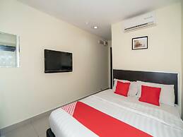 OYO 89965 Stay Inn Ii