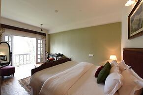 Sourenee Tea Estate & Boutique Resort