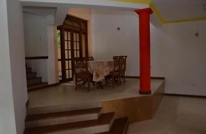 Hotel Mandakini
