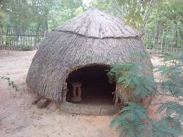 Dumisa African Home