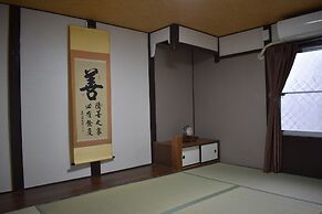 Nishioji Fukuro