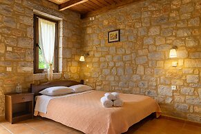 Lalloudes Mani Hotel