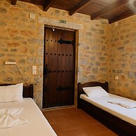 Lalloudes Mani Hotel