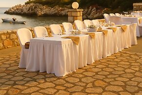 Lalloudes Mani Hotel