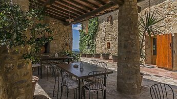 La Scaletta Della Rocca