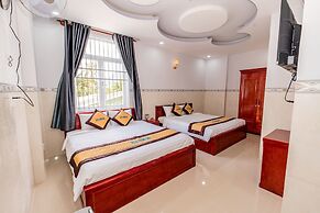 Hotel Huong Dao