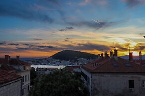 City Center Sunset Penthouse