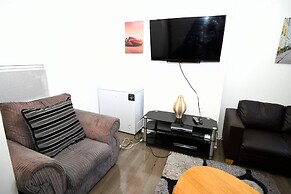 3-beds House in Manchester for up to 6 People