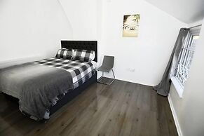 3-beds House in Manchester for up to 6 People