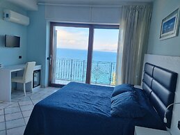 L'Incanto Restaurant & Suites