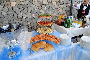 L'Incanto Restaurant & Suites