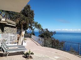 L'Incanto Restaurant & Suites