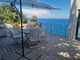 L'Incanto Restaurant & Suites