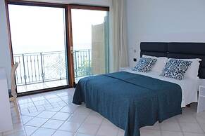 L'Incanto Restaurant & Suites