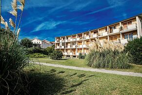 Spiaggia Azzurro -lakeside with terrace