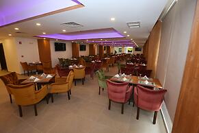 Hotel Name Samawer by Wynndham Amman Hotel