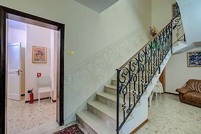 Villa Alberti 900m from Garda lake