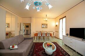 Villa Alberti 900m from Garda lake