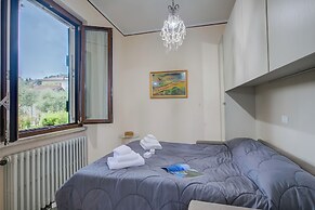 Villa Alberti 900m from Garda lake