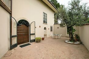 Villa Alberti 900m from Garda lake