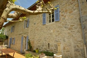 J&G House