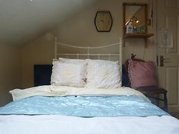 Ms McCreadys Guest House