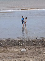 Luxury Caravan Only 10 Mins From the Beach