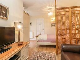 Relaxing Studio - Sauna - Luxe Bed - Pet-friendly