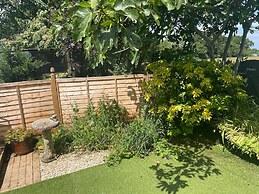 Relaxing Studio - Sauna - Luxe Bed - Pet-friendly