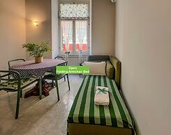 Picabon Quiet Apartment with AC & Balcony