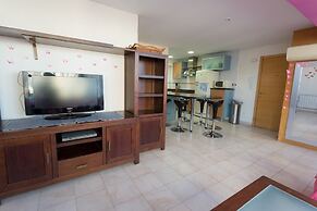 Regina Maris apartment