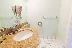 651 Studio Apartment Hollywood Beach