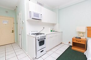 651 Studio Apartment Hollywood Beach