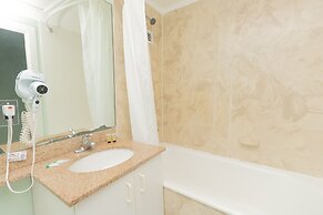 627 Ocean View Hollywood