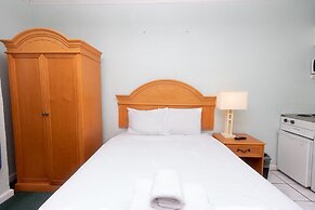 656 Studio Apartment Hollywood Beach