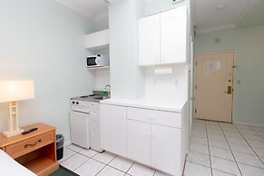 656 Studio Apartment Hollywood Beach