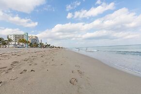 764 Ocean View Hollywood Beach