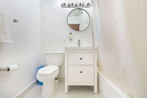 737 City View Studio on the Hollywood Beach Boardwalk